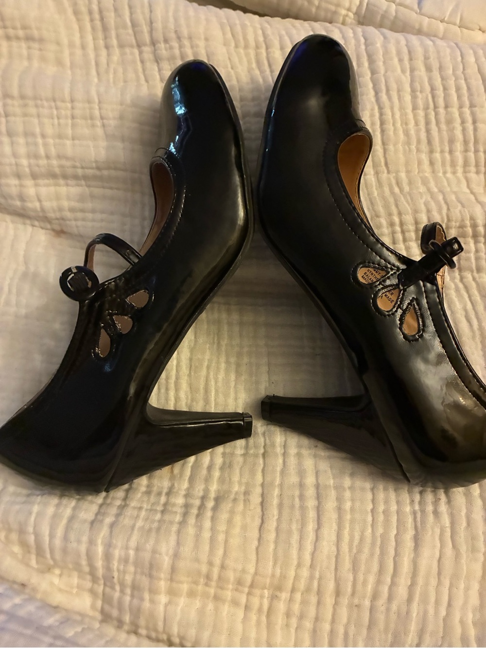 Chase + Chloe Black Patent Mary Jane Heels with Bow Cutouts